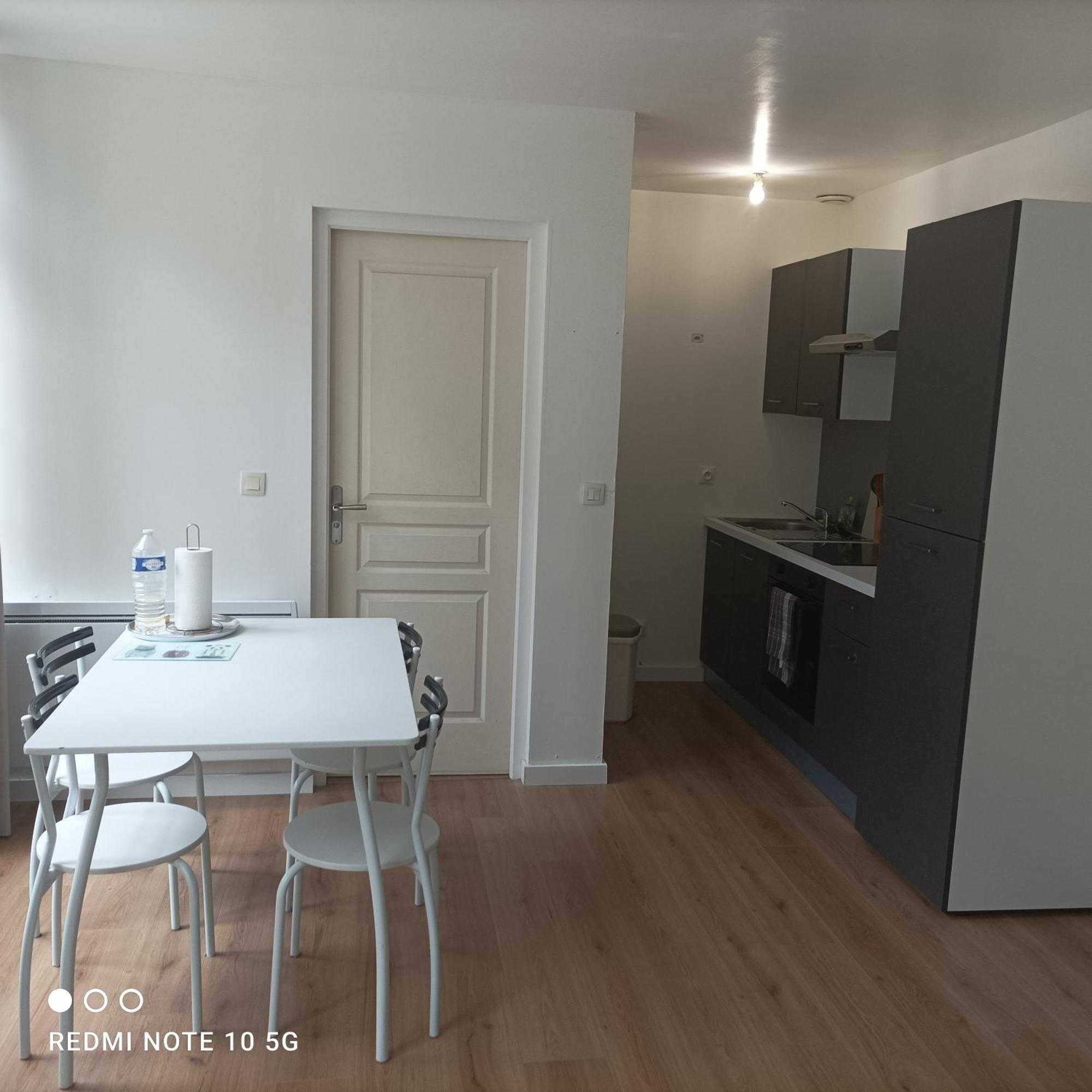 Appartement Dumas Байо Екстериор снимка