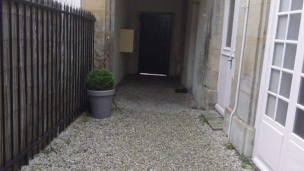 Appartement Dumas Байо Екстериор снимка